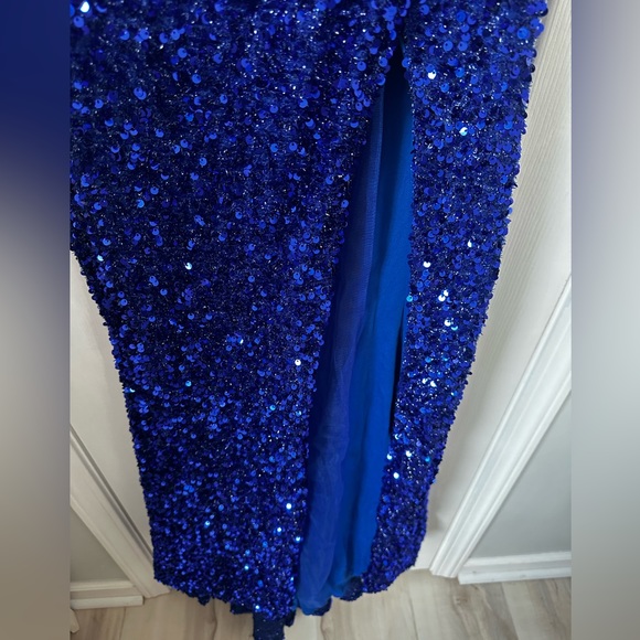 Ladivine prom dress - Picture 3 of 11